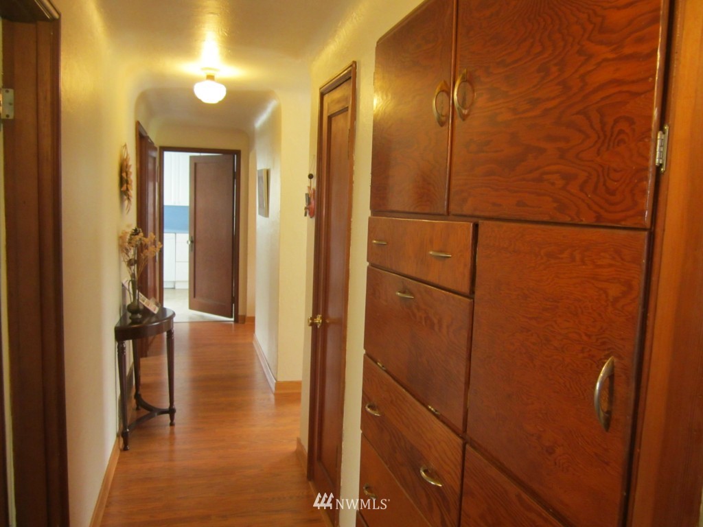16858 Military Road South SeaTac, WA 98188 - Photo 5 of 15 Gallery Image 5