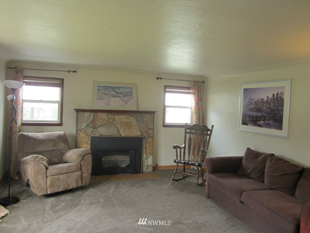 16858 Military Road South SeaTac, WA 98188 - Photo 6 of 15 Gallery Image 6