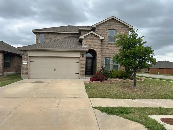 $2,500 | 9300 Castorian Drive, Fort Worth, TX 76131