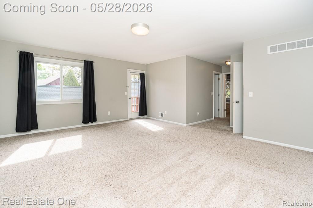 1323 Bembridge Drive Rochester Hills, MI 48307 - Photo 20 of 33