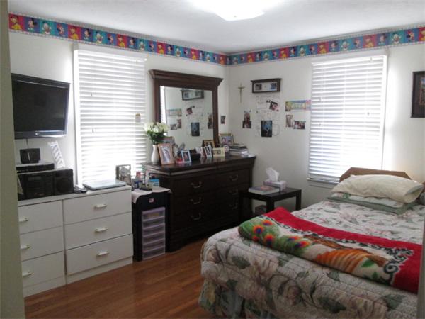 315 Stoneybrook Road Fitchburg, MA 01420 - Photo 4 of 13 Gallery Image 4