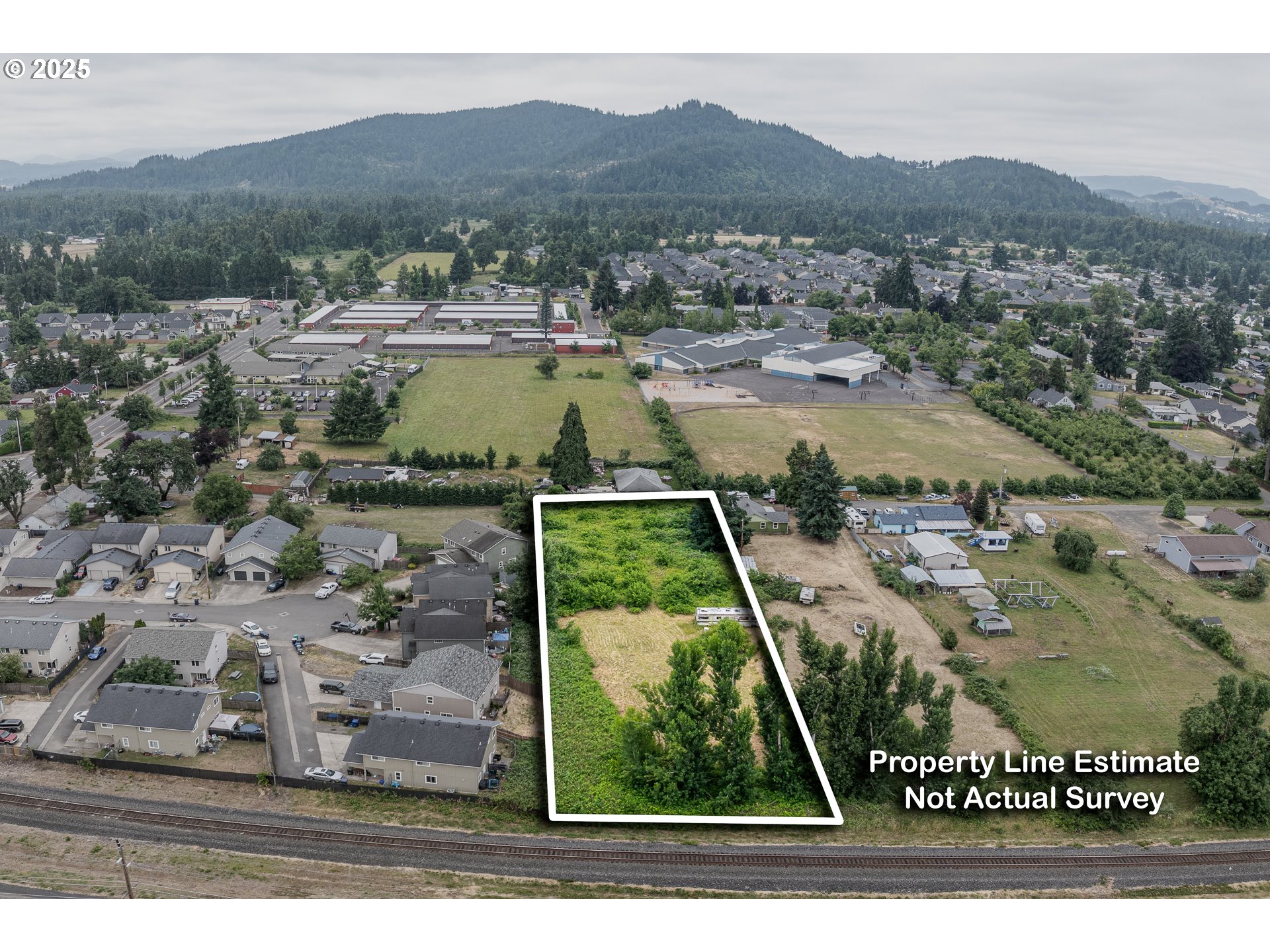 Filbert Springfield, OR 97478 - Photo 7 of 12