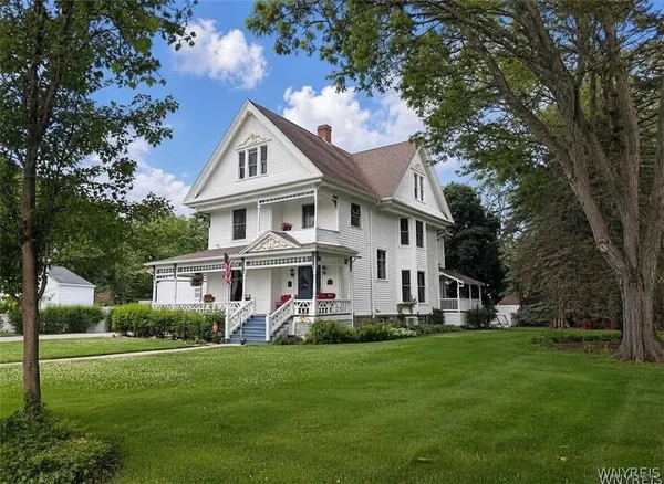$449,000 | 4808 Lewiston Road, Niagara Falls, NY 14305