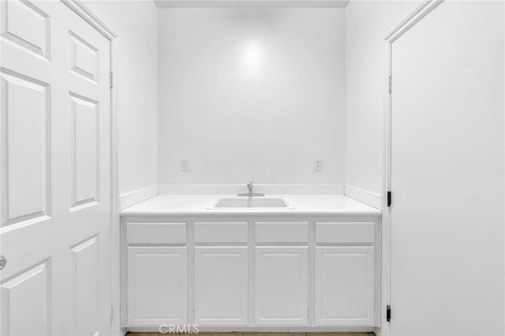 17089 Bluff Vista Court Riverside, CA 92503 - Photo 48 of 49 Laundry Room