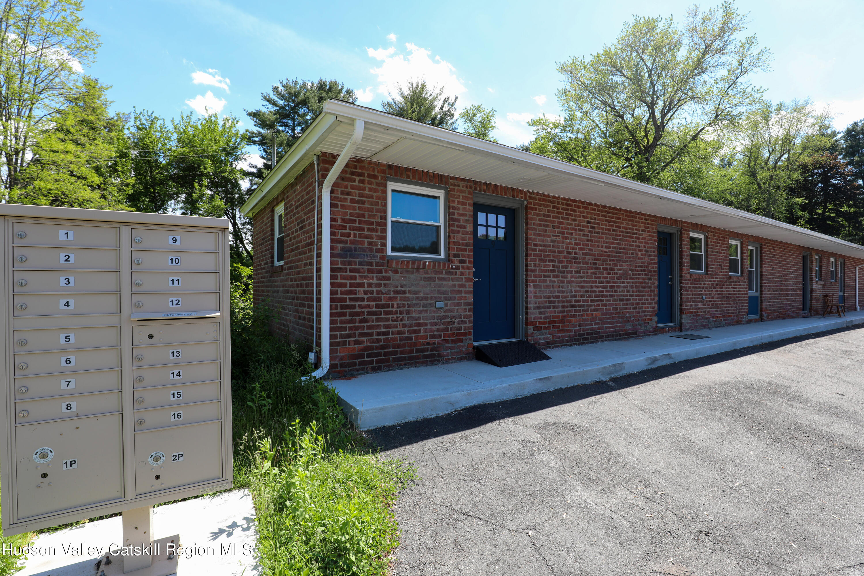 14311 Rte 9W New Baltimore, NY 12143 - Photo 2 of 42 02