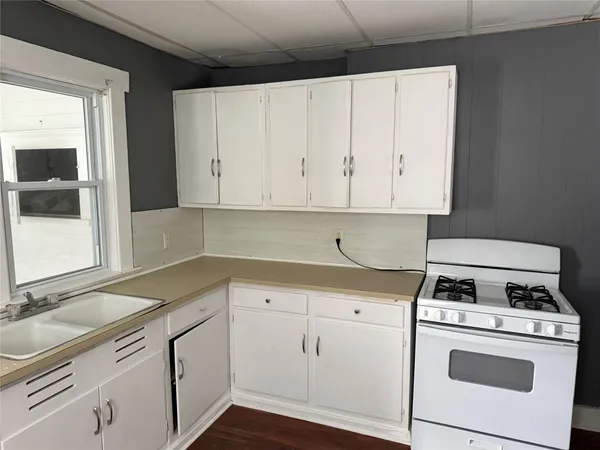 $200,000 | 32 Farr Avenue, Johnson City, NY 13790