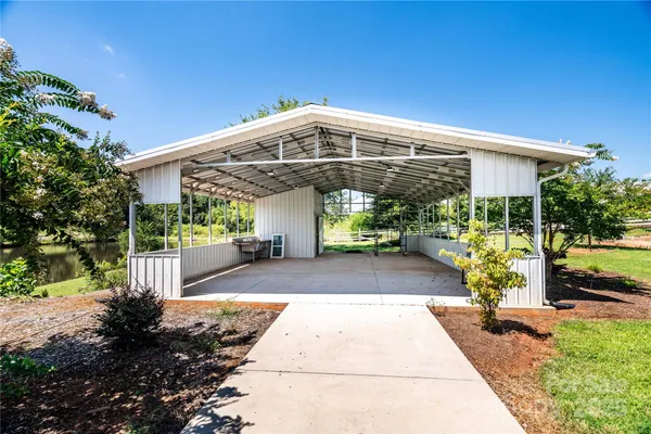 a view of a garden with patio