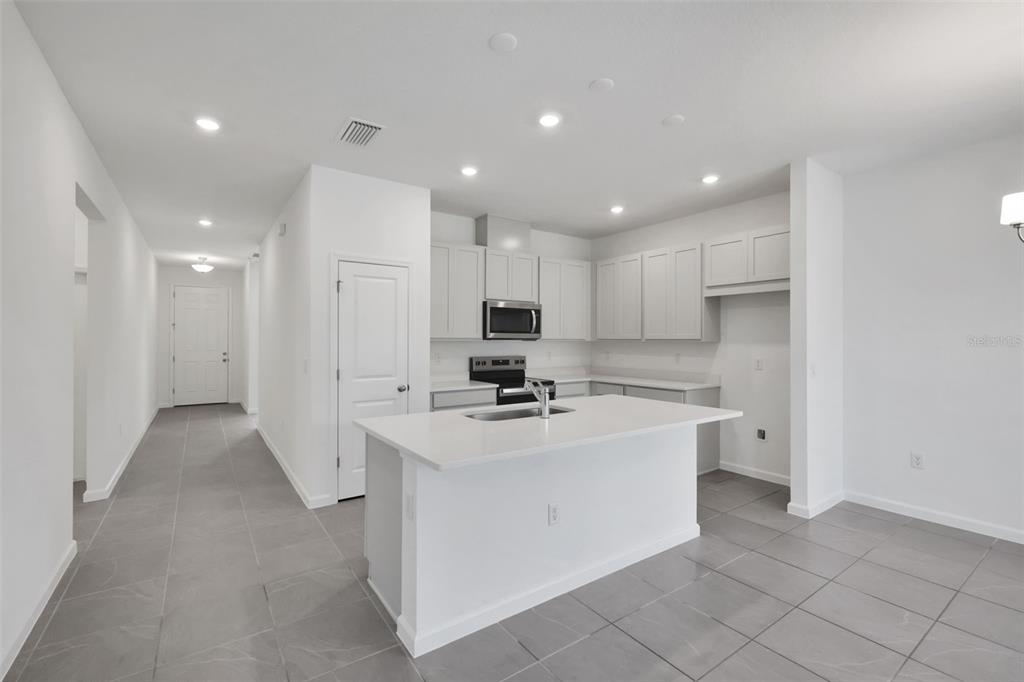 2920 Supermarine Road Tavares, FL 32778 - Photo 9 of 26