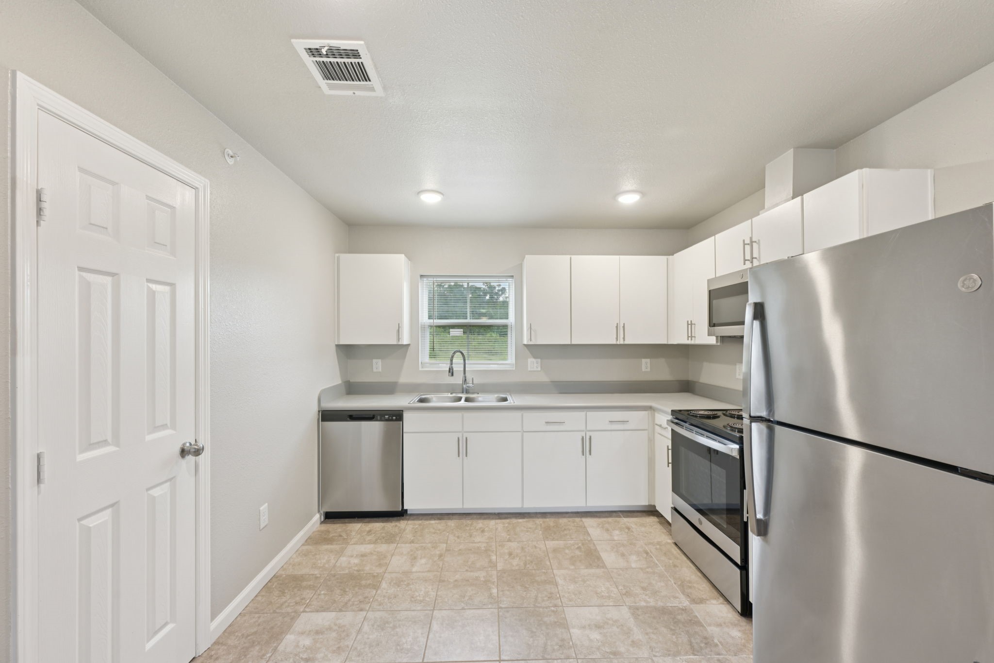 282 Plez Morgan, Unit A Montgomery, TX 77356 - Photo 10 of 46