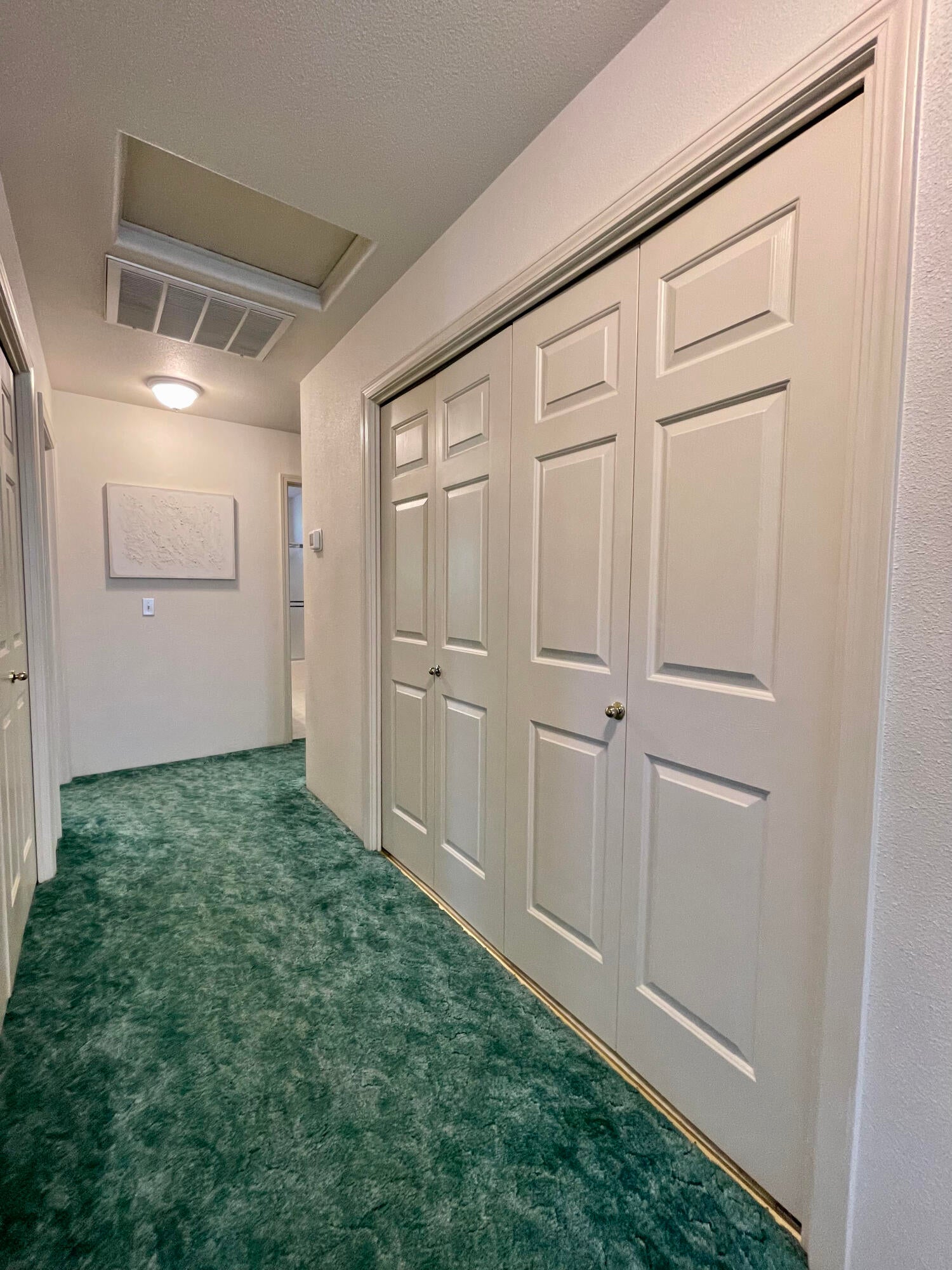 180 Arnos Road Talent, OR 97540 - Photo 21 of 38 Gallery Image 21