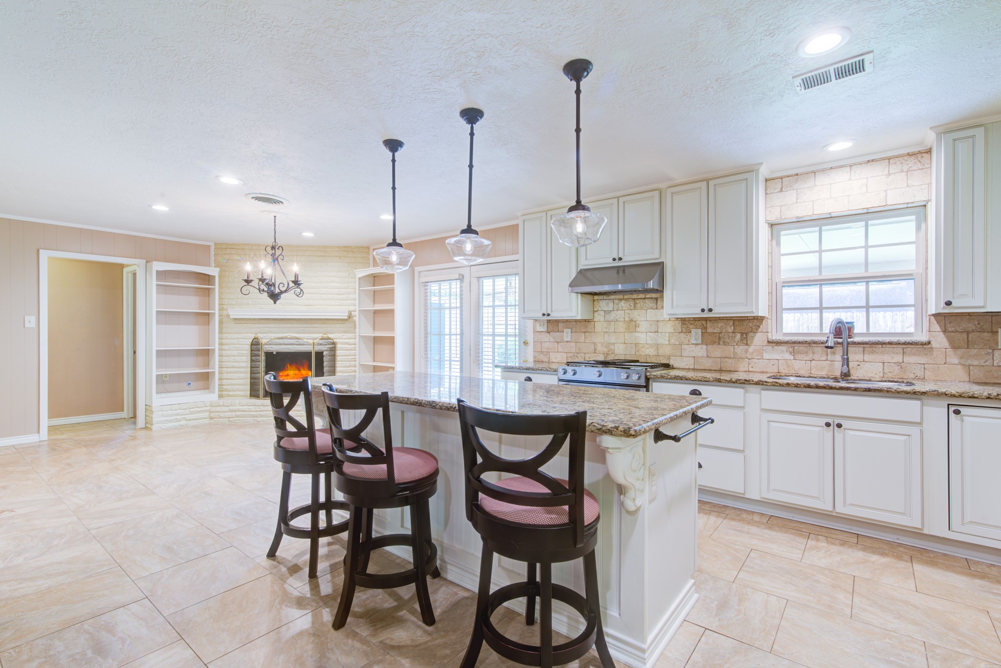 1708 Capstan Road Houston, TX 77062 - Photo 17 of 43