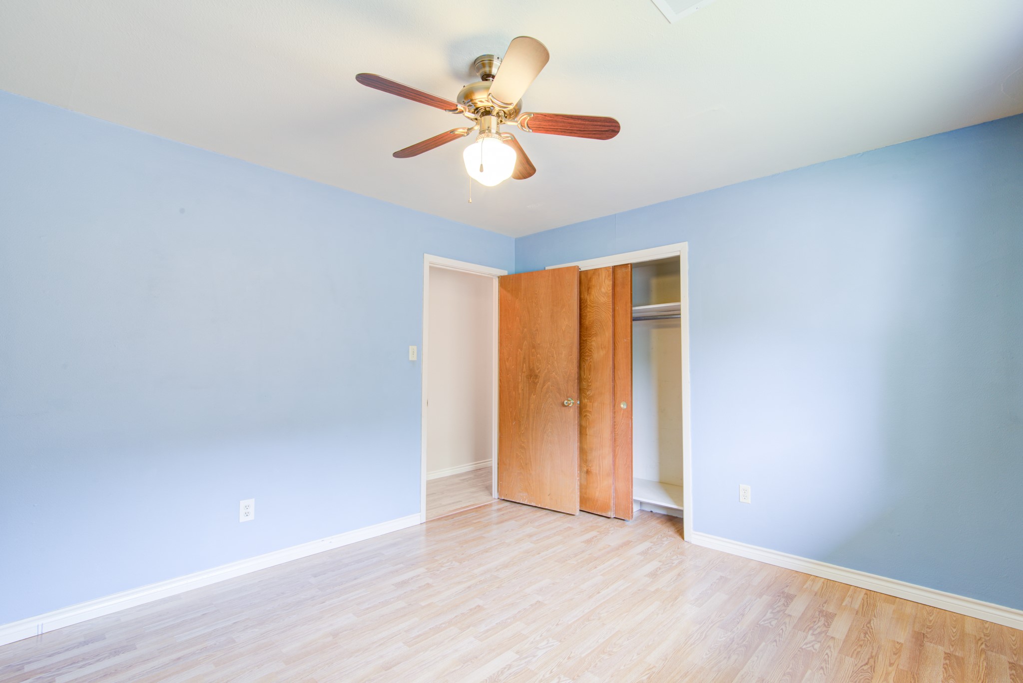 1708 Capstan Road Houston, TX 77062 - Photo 29 of 43