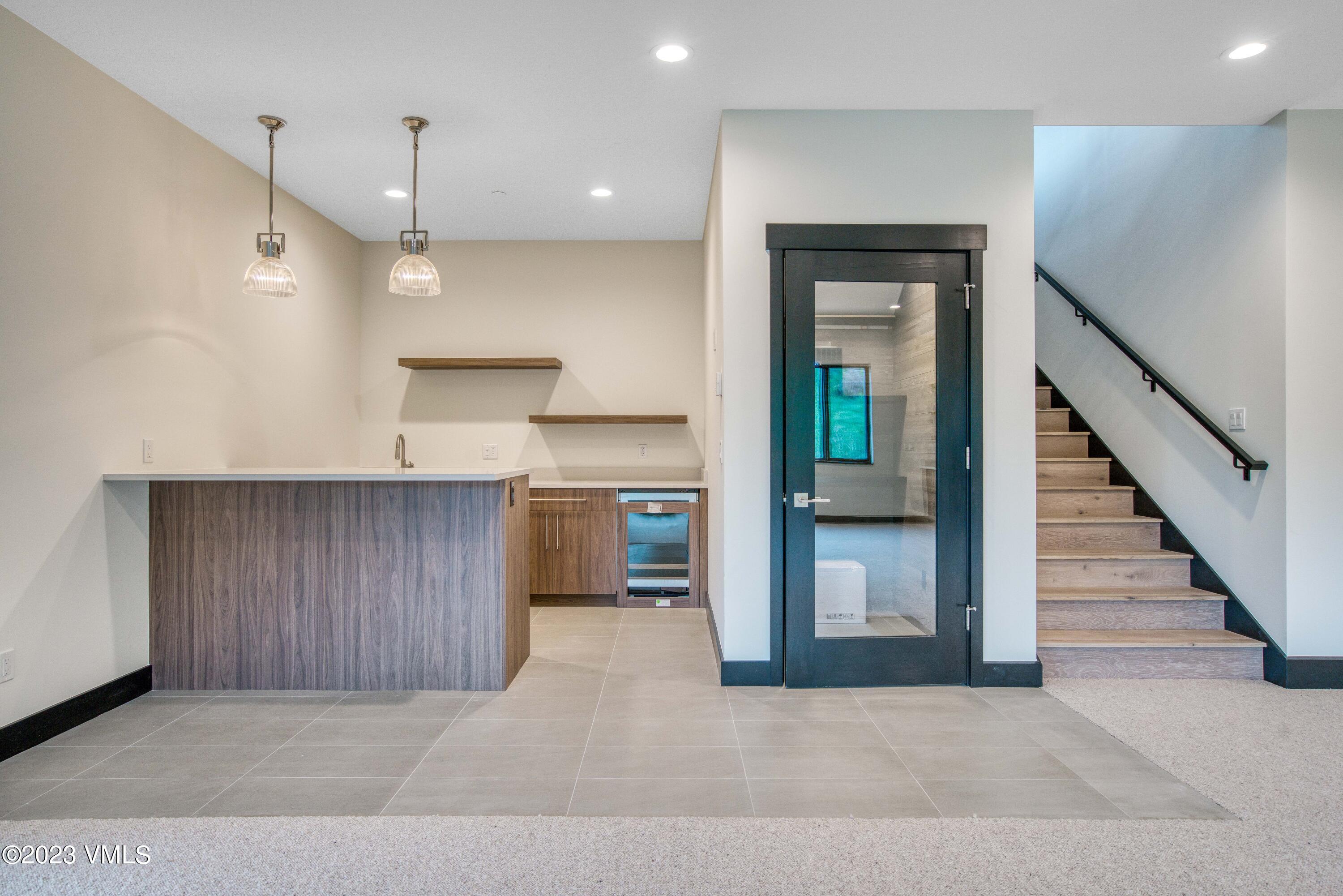 483 Graham Road Edwards, CO 81632 - Photo 19 of 23 Lower Wet Bar