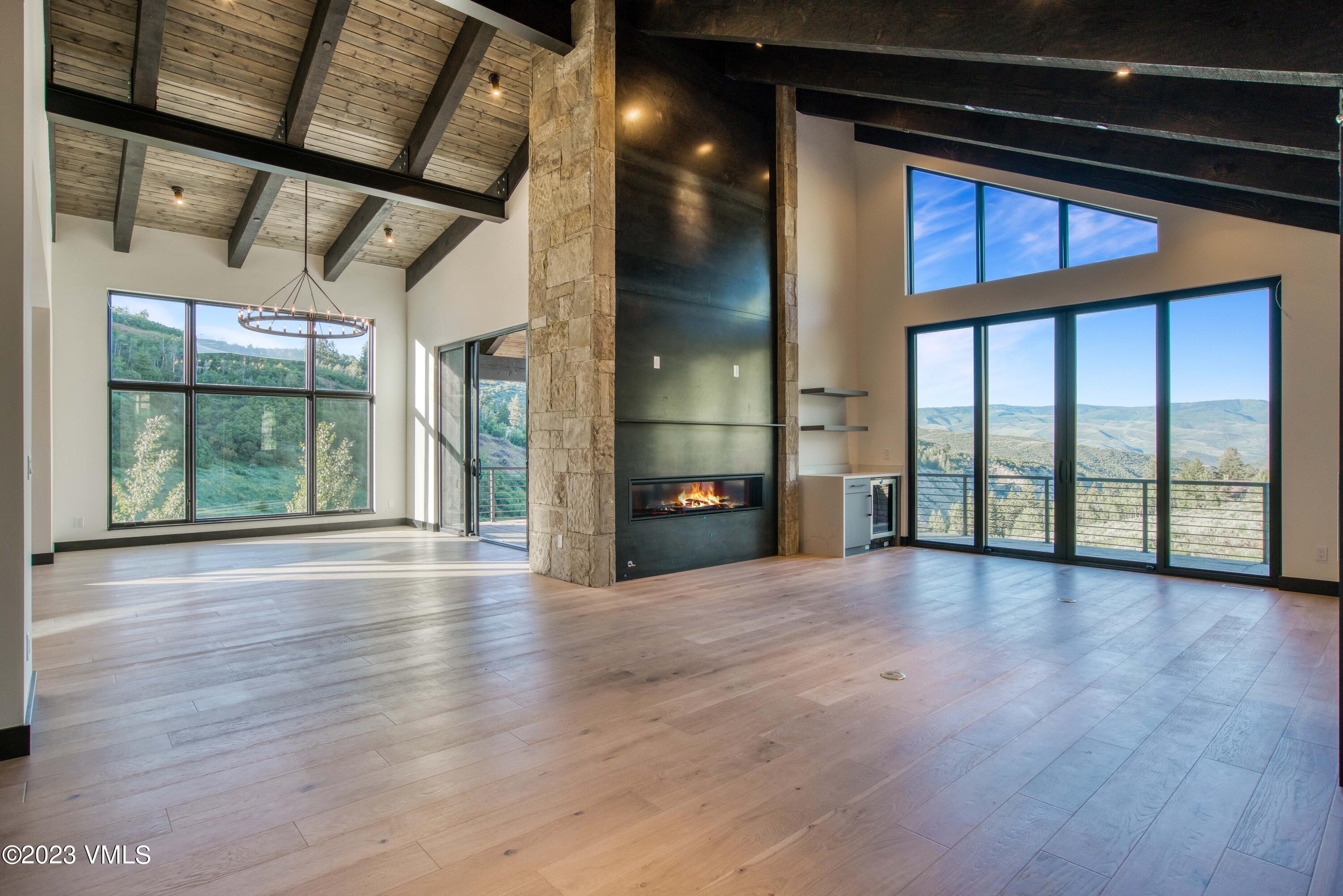 483 Graham Road Edwards, CO 81632 - Photo 9 of 23 Living & Dining