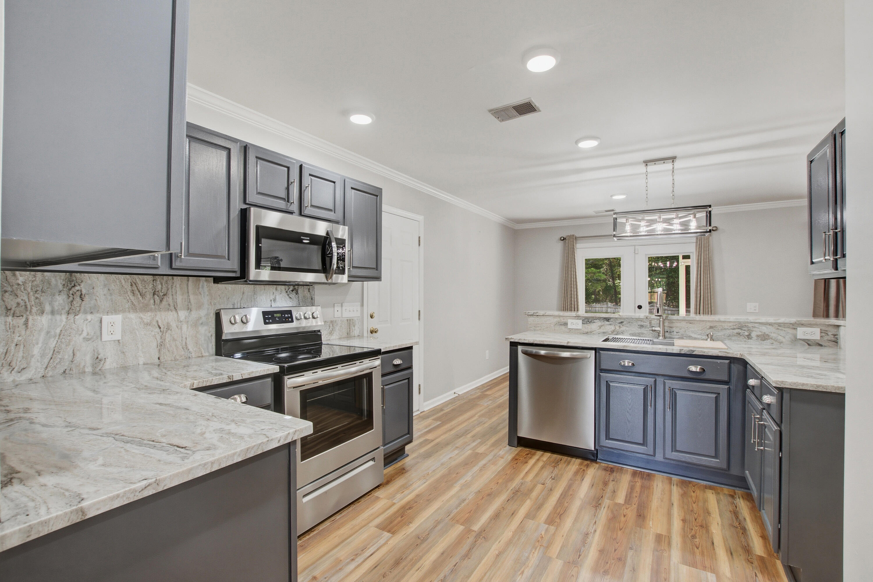 214 Eagle Ridge Road Summerville, SC 29485 - Photo 20 of 57
