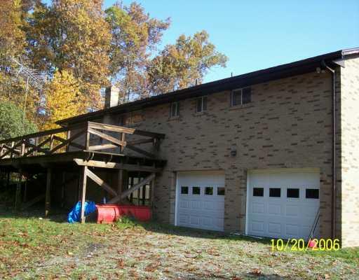 638 East Slippery Rock Road Chicora, PA 16025 - Photo 6 of 8 Patio/Deck.