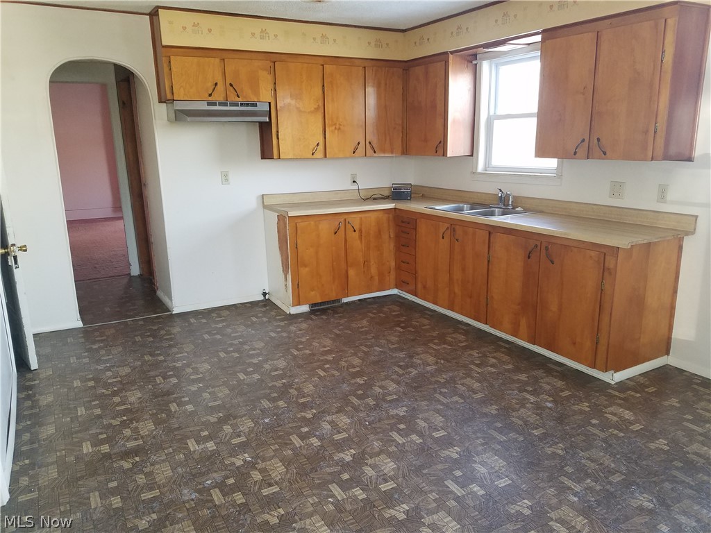49470 North Ridge Road Amherst, OH 44001 - Photo 13 of 28