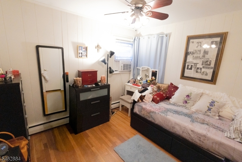 74 Raritan Road Linden, NJ 07036 - Photo 16 of 27 Gallery Image 16