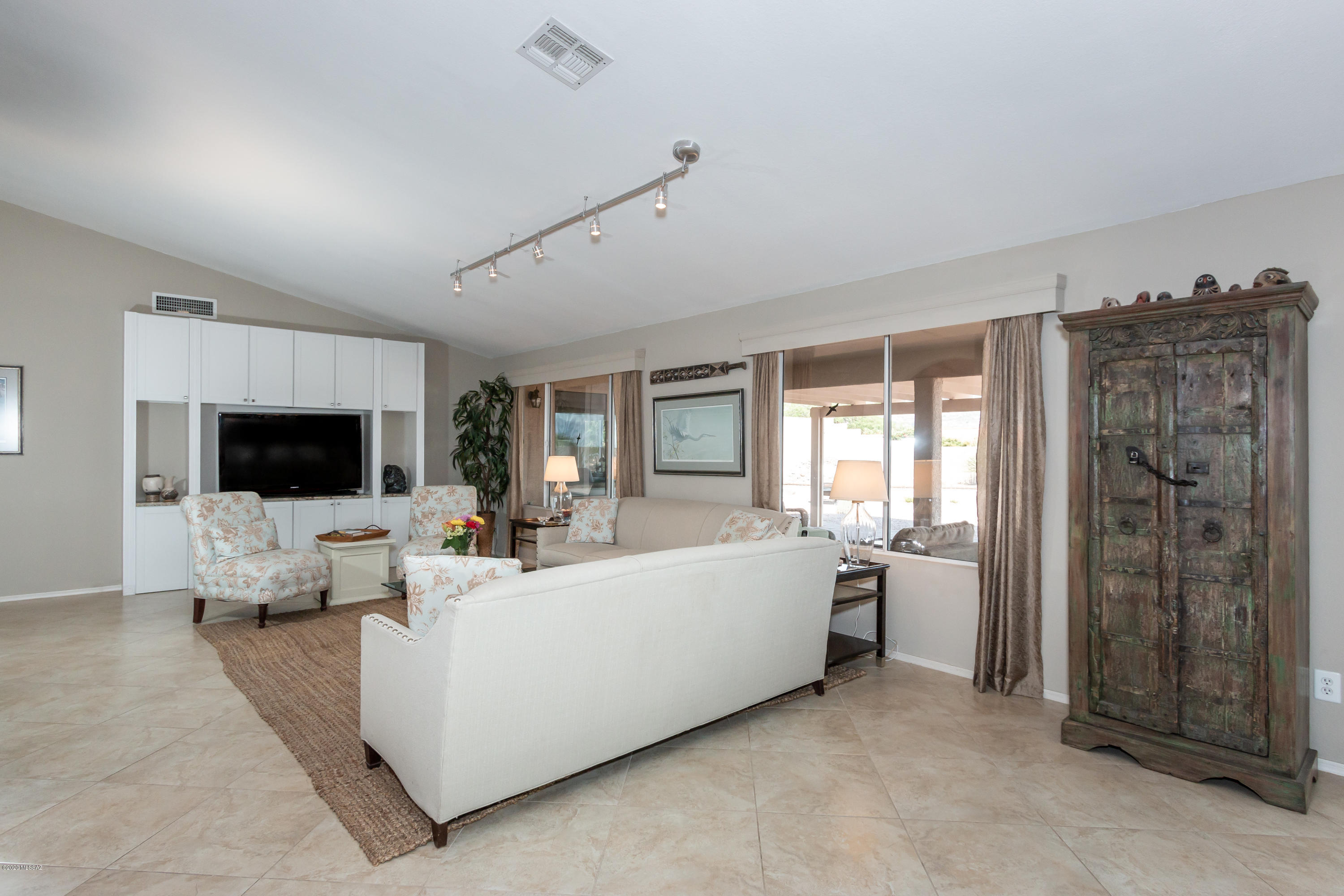 37005 South Ridge Crest Court Tucson, AZ 85739 - Photo 8 of 40