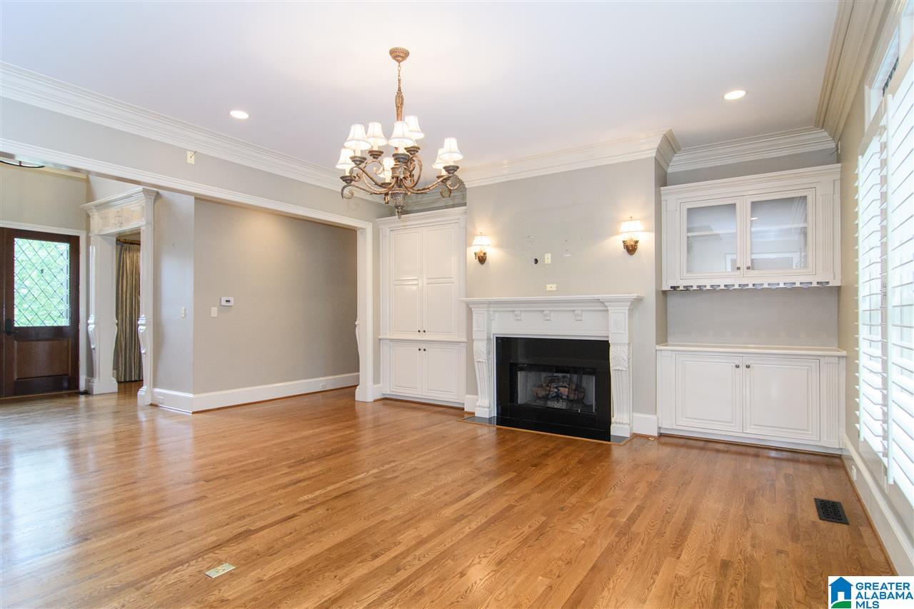 809 Crown Circle Birmingham, AL 35242 - Photo 6 of 50