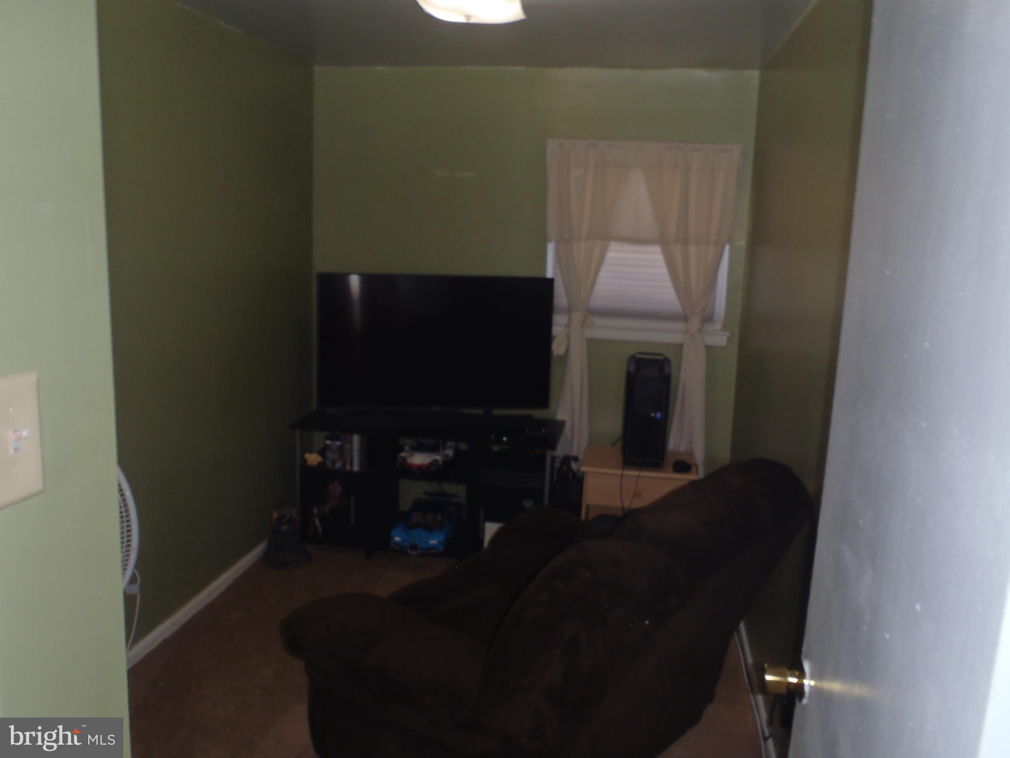 2827 Michael Road Philadelphia, PA 19152 - Photo 14 of 16 Gallery Image 14