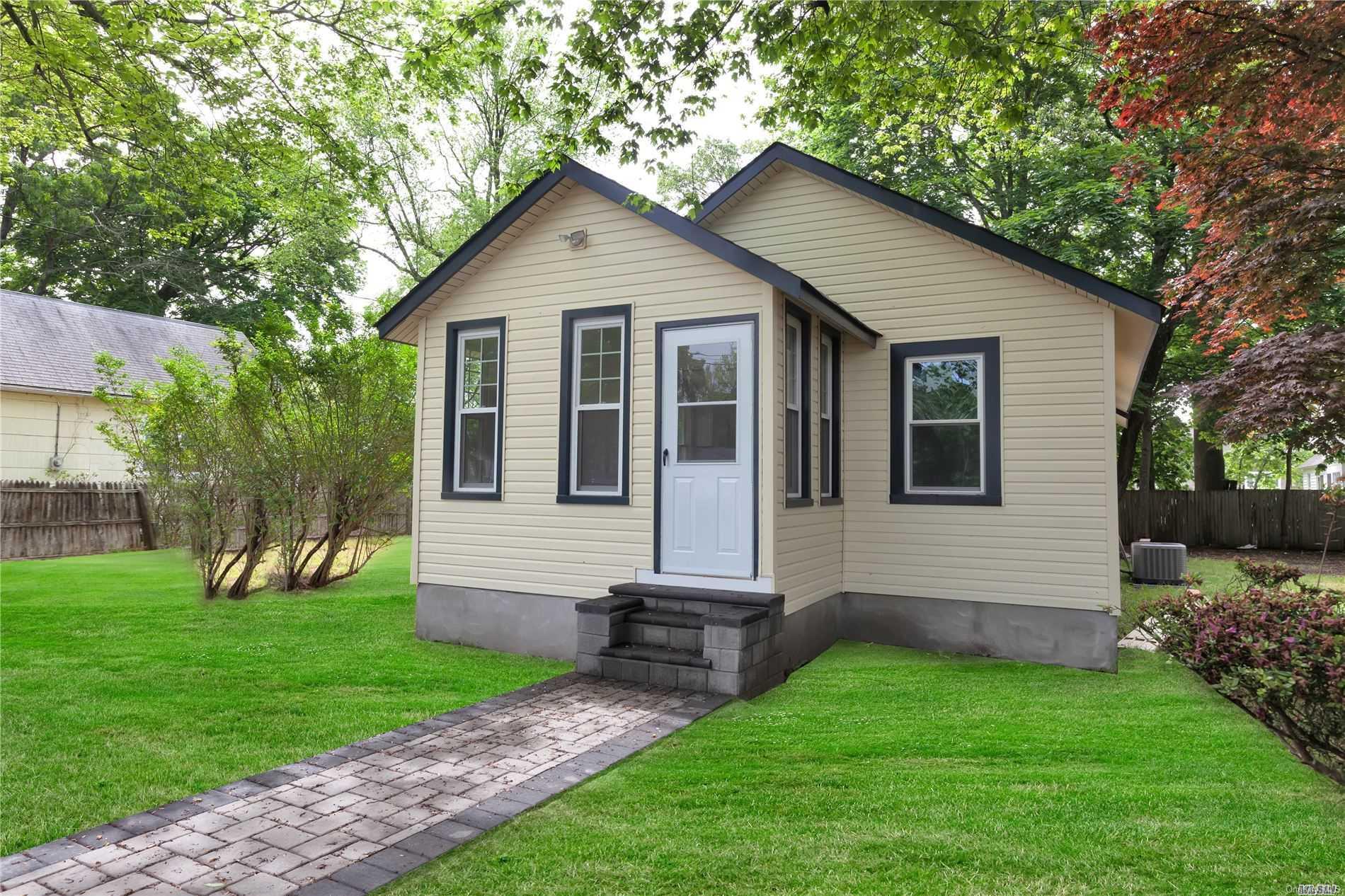 16 Astoria Road Mastic Beach, NY 11951 - Photo 1 of 1 Gallery Image 1