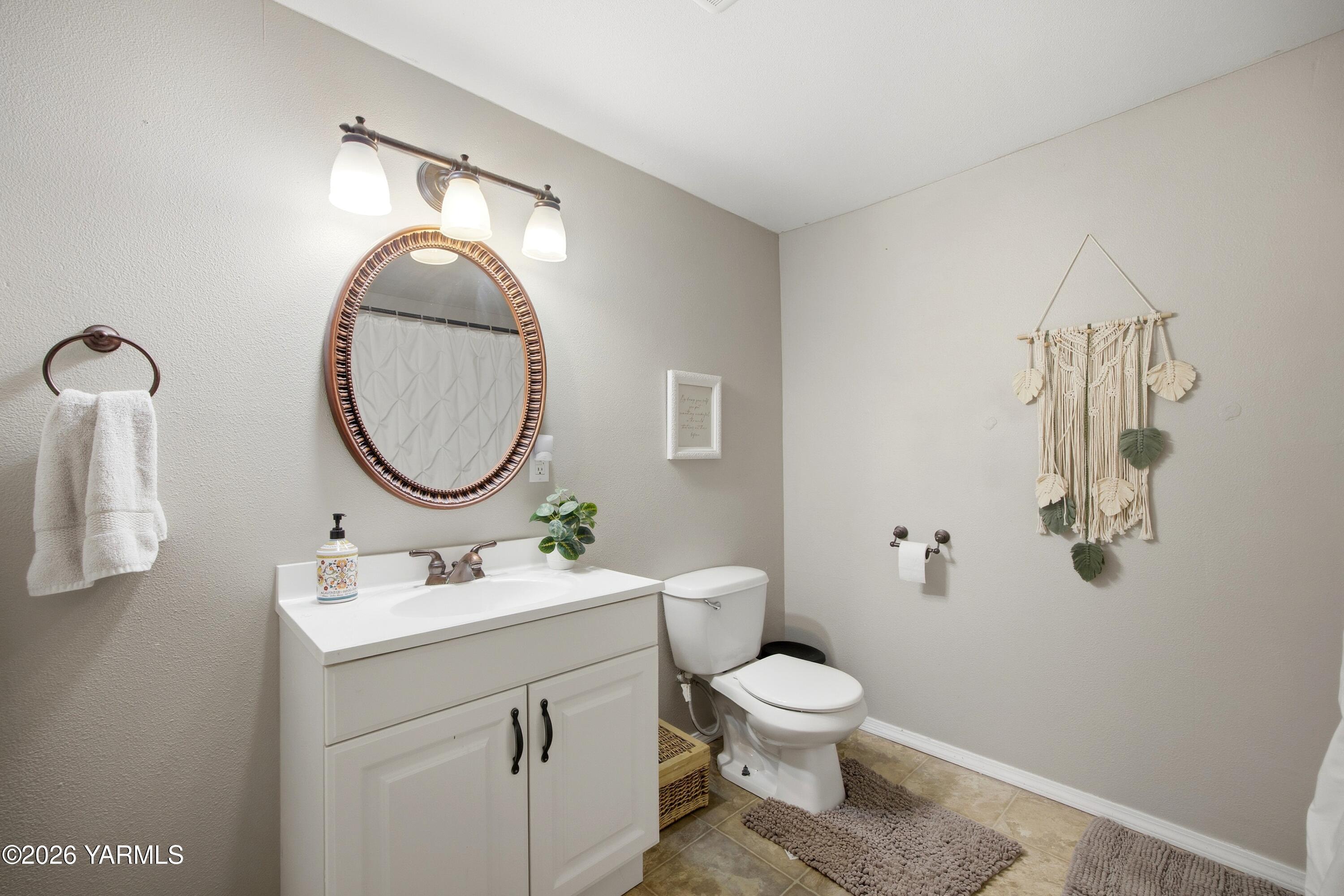 1681 Olmstead Road Grandview, WA 98930 - Photo 16 of 49 42