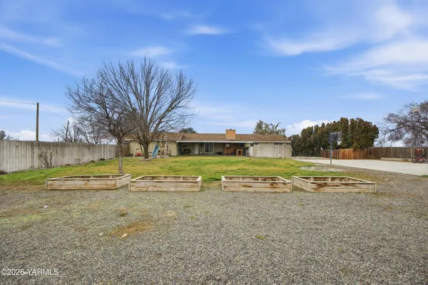 $589,000 | 1681 Olmstead Road, Grandview, WA 98930