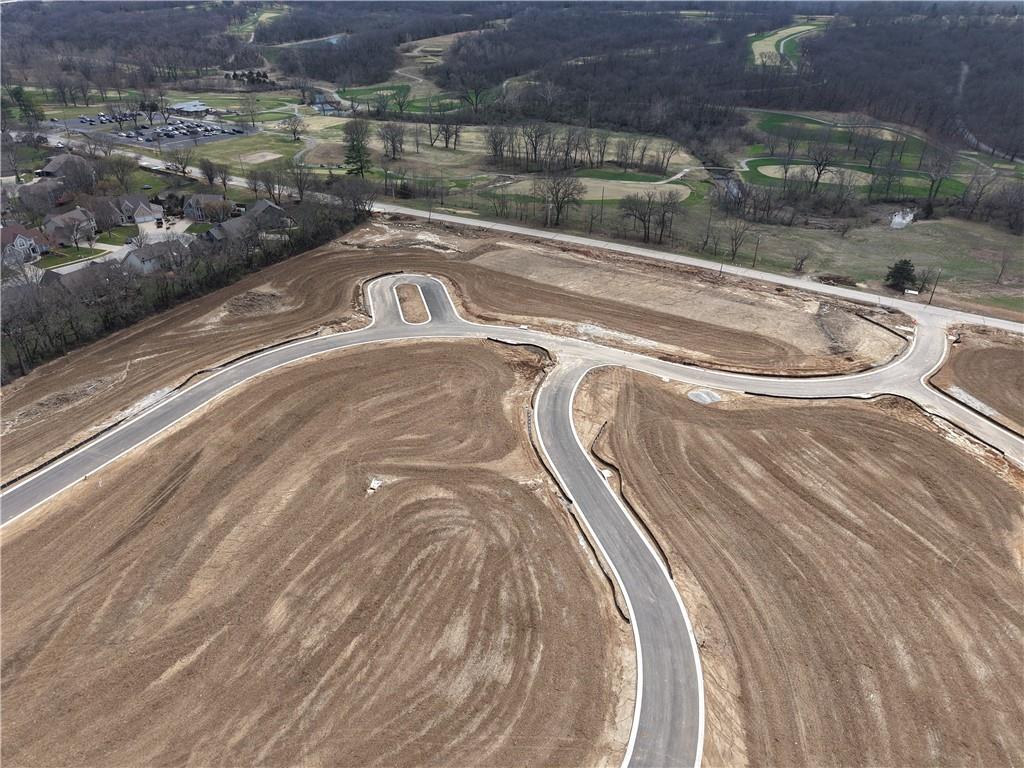 6739 Oak Ridge Drive Shawnee, KS 66217 - Photo 9 of 15