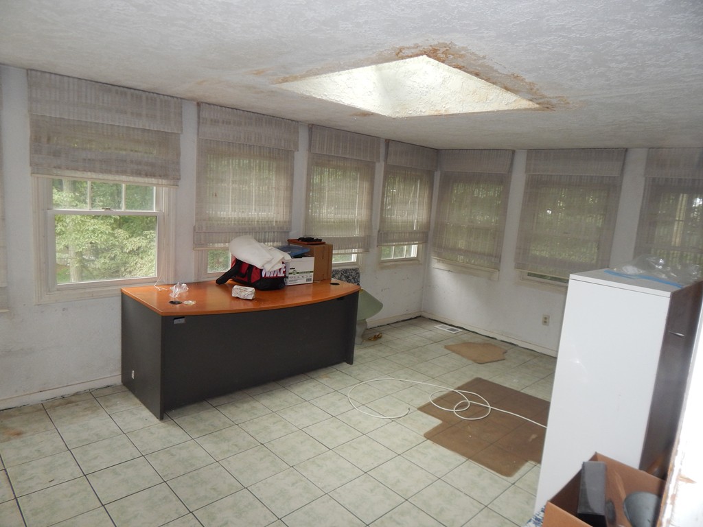 1237 Edgell Road Framingham, MA 01701 - Photo 12 of 24 Gallery Image 12
