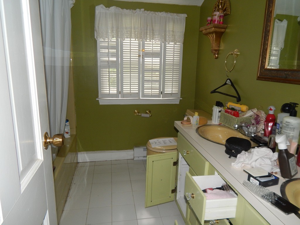 1237 Edgell Road Framingham, MA 01701 - Photo 18 of 24 Gallery Image 18