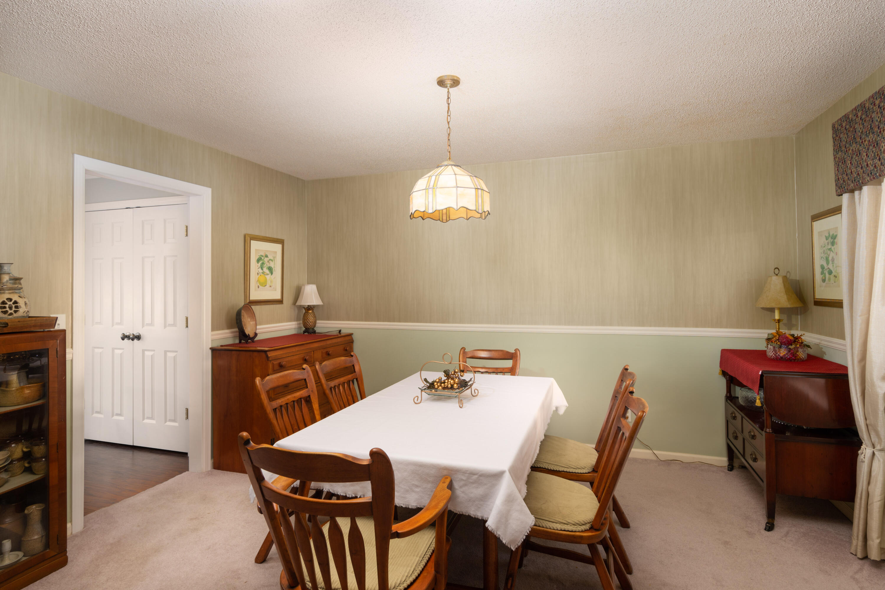 4729 North Forest Road Hixson, TN 37343 - Photo 14 of 41 Dining Room
