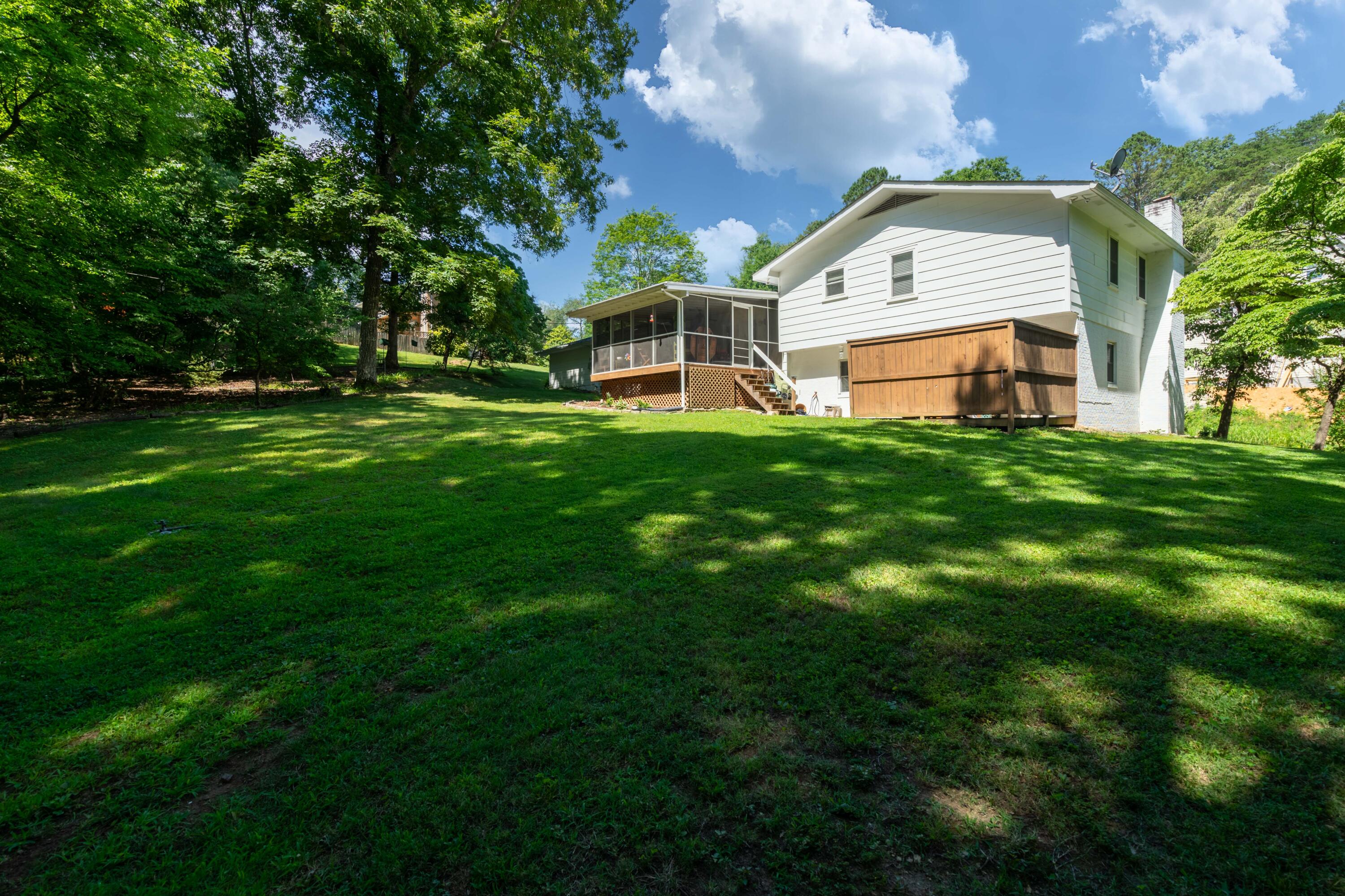 4729 North Forest Road Hixson, TN 37343 - Photo 38 of 41 Yard