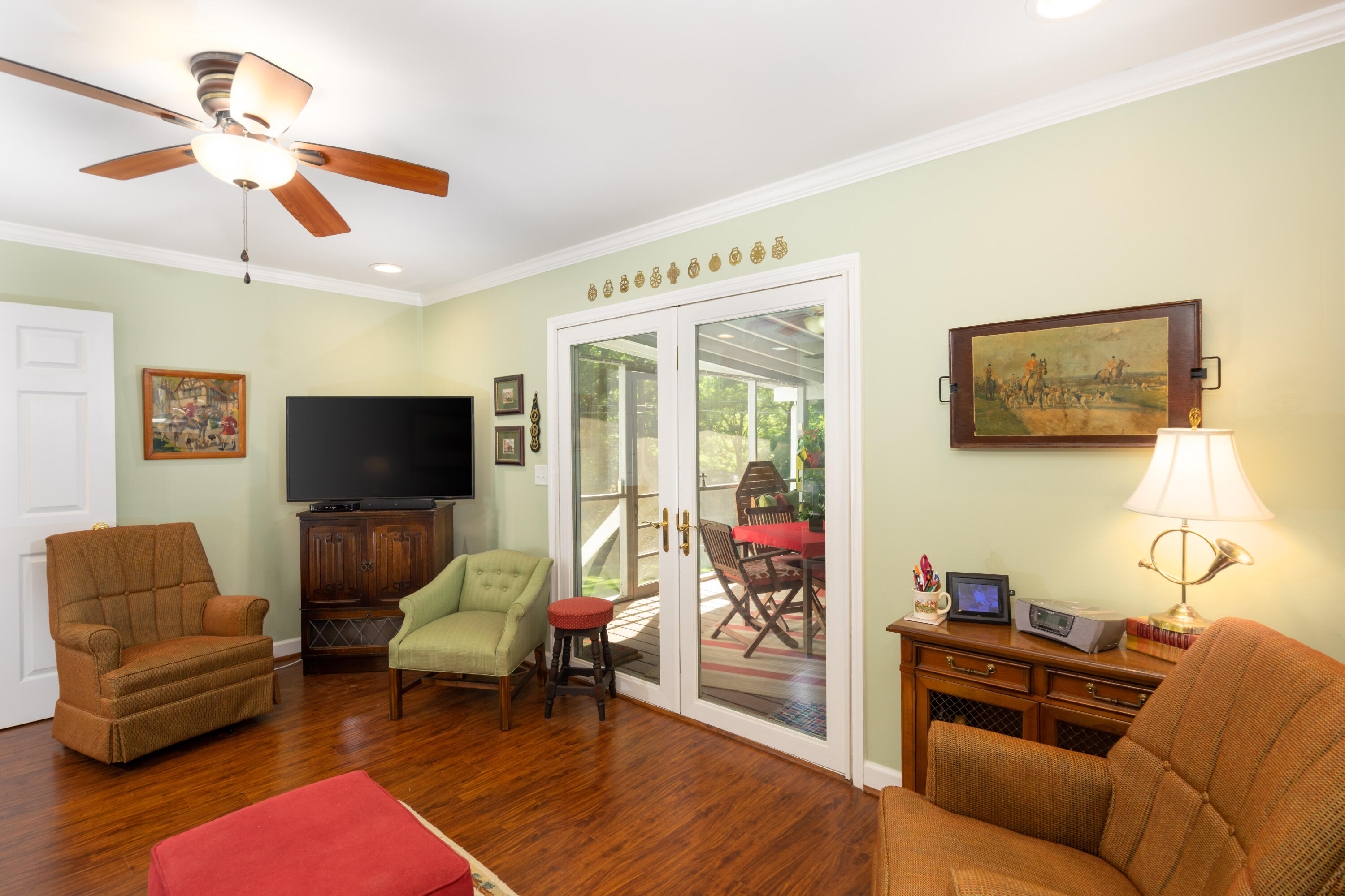 4729 North Forest Road Hixson, TN 37343 - Photo 6 of 41 Family Room