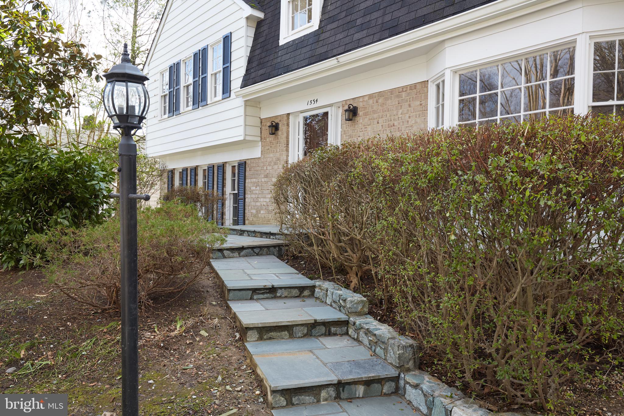 1534 Arbor View Road Silver Spring, MD 20902 - Photo 2 of 30
