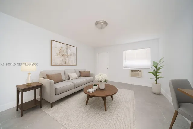 $1,995 | 5740 Mayo Street, Unit 1, Hollywood, FL 33023