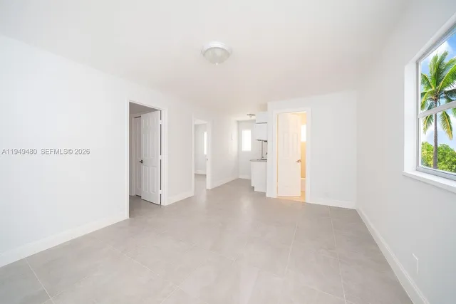 a view of empty room with window