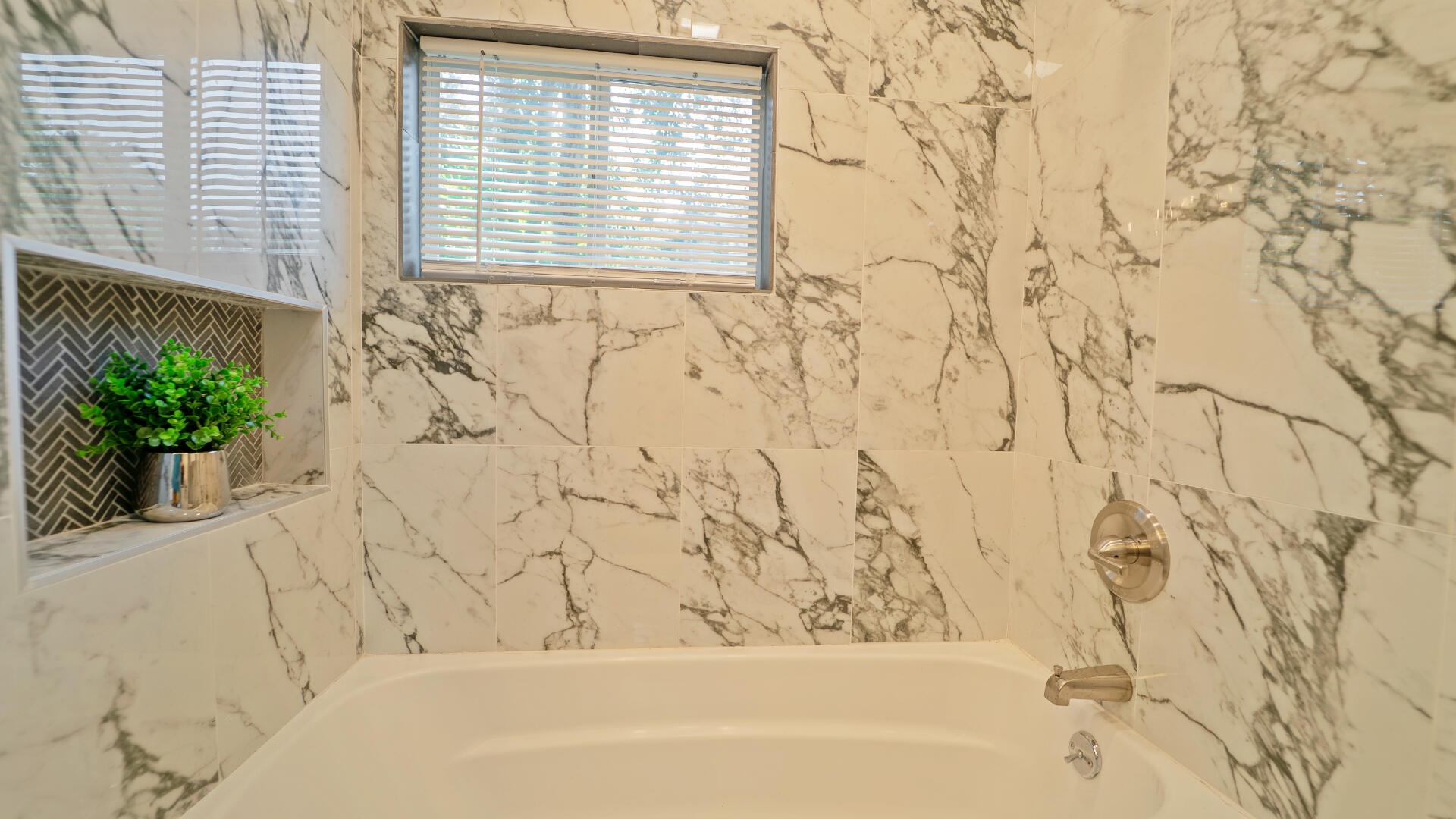 845 Floyd Street Gary, IN 46403 - Photo 15 of 27 1920x1080