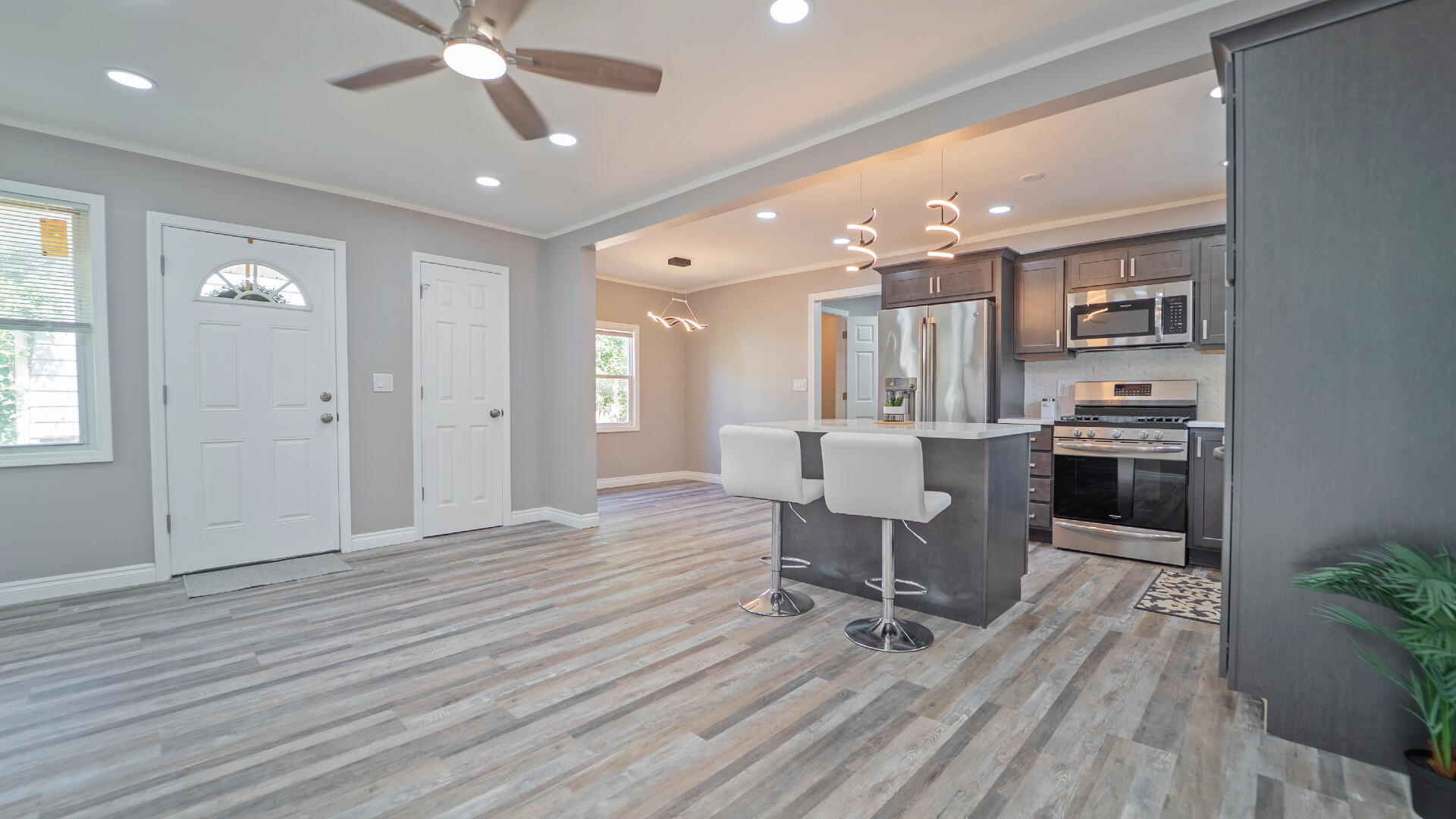 845 Floyd Street Gary, IN 46403 - Photo 4 of 27 1920x1080