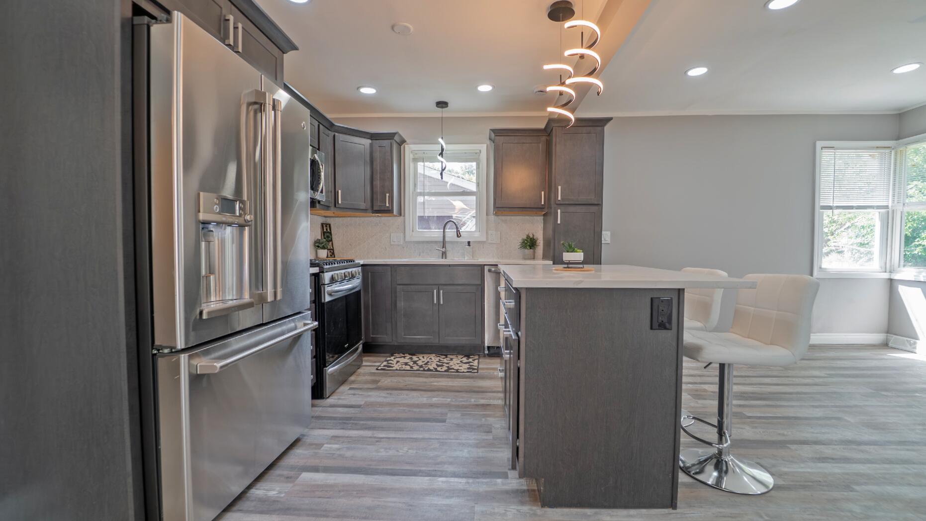 845 Floyd Street Gary, IN 46403 - Photo 6 of 27 1862x1048