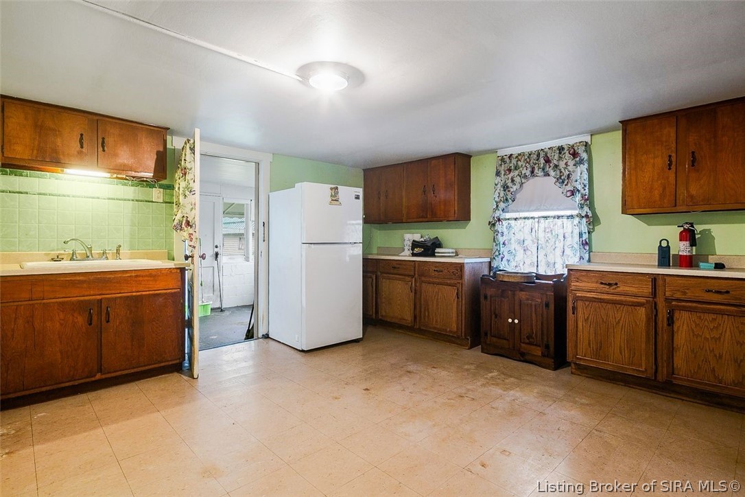 6701 Hibernia Road Charlestown, IN 47111 - Photo 10 of 21 Gallery Image 10