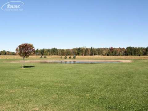 8608 West Gary Road Chesaning, MI 48616 - Photo 4 of 16 20365953-3.JPG