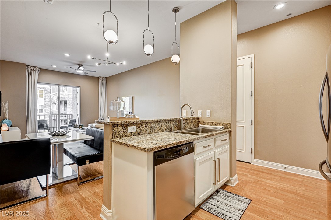 56 East Serene Avenue, Unit 225 Las Vegas, NV 89123 - Photo 13 of 46