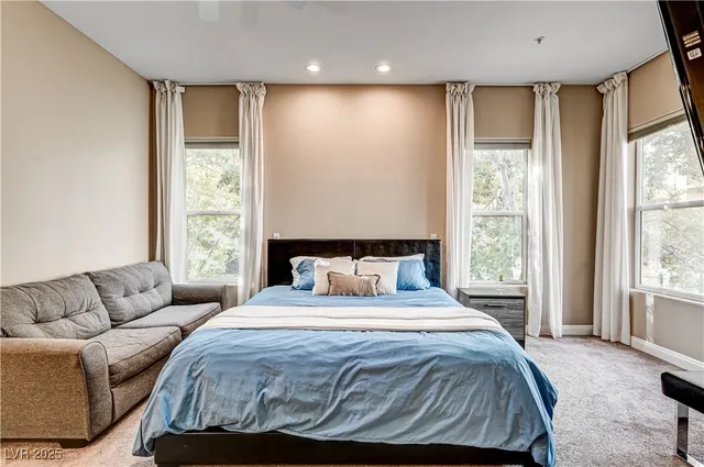 $2,100 | 56 East Serene Avenue, Unit 225, Las Vegas, NV 89123