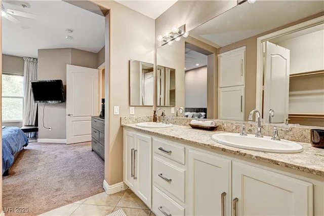 $2,100 | 56 East Serene Avenue, Unit 225, Las Vegas, NV 89123
