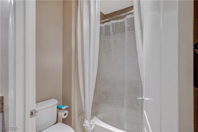 $2,100 | 56 East Serene Avenue, Unit 225, Las Vegas, NV 89123