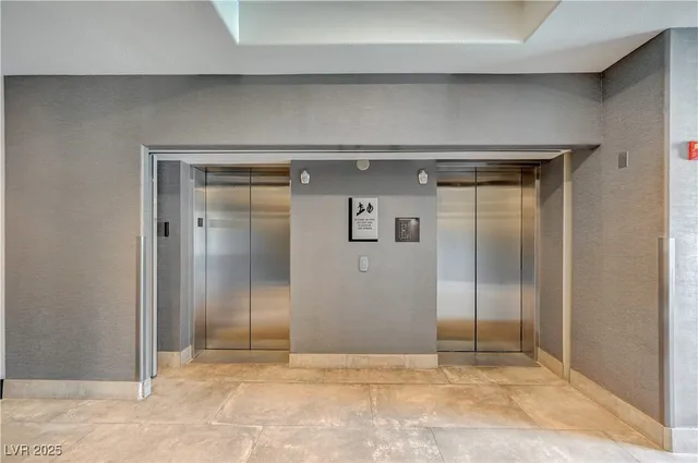 $2,100 | 56 East Serene Avenue, Unit 225, Las Vegas, NV 89123