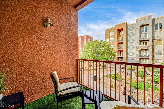 $2,100 | 56 East Serene Avenue, Unit 225, Las Vegas, NV 89123