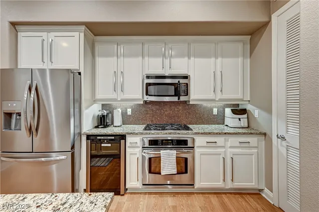 $2,100 | 56 East Serene Avenue, Unit 225, Las Vegas, NV 89123