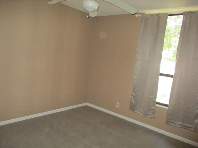 $1,900 | 6751 North University Drive, Unit 207, Tamarac, FL 33321